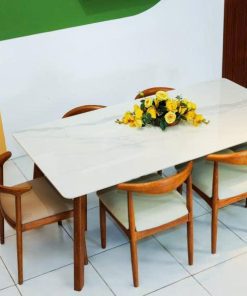 Bàn Ăn Mặt Đá Hilton 1m8